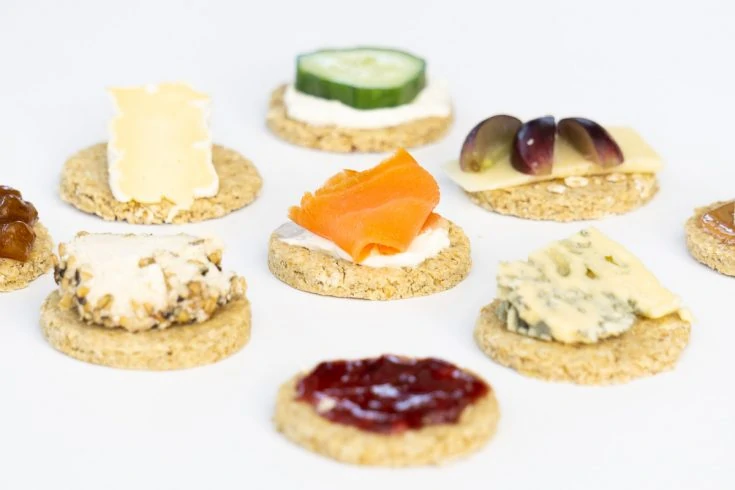 oatcakes with toppings