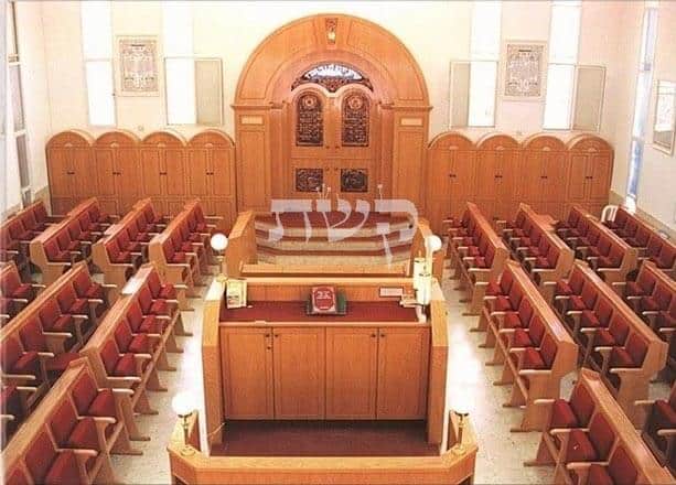 ריהוט בית כנסת בבאר שבע- קשת רהיטי עץ ומתכת