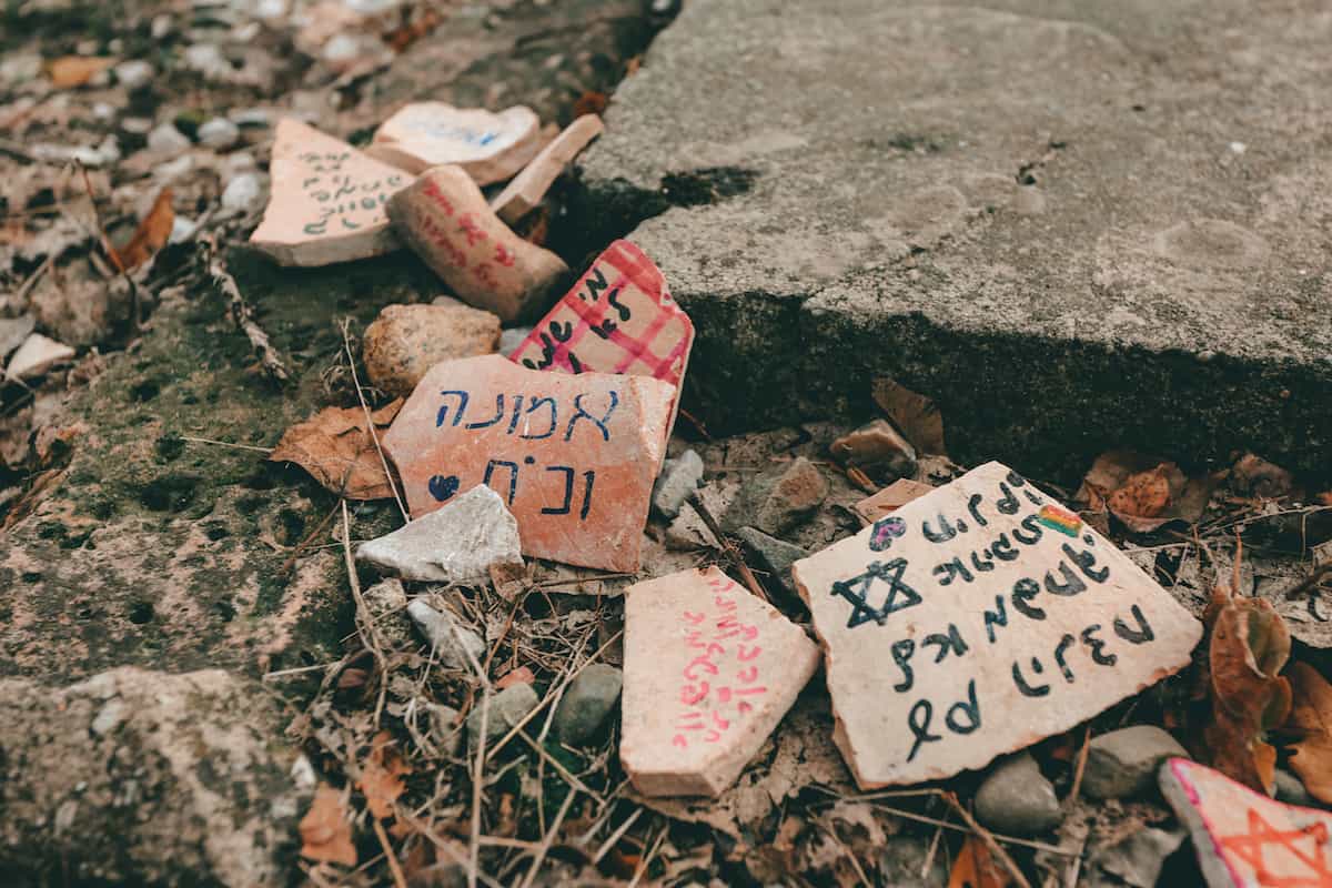 Auschwitz messages in rocks