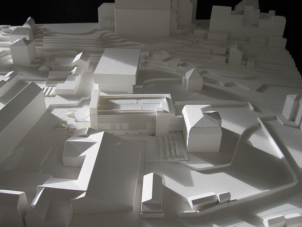 maquette avec un socle en strates, Musée jura suisse fontenas