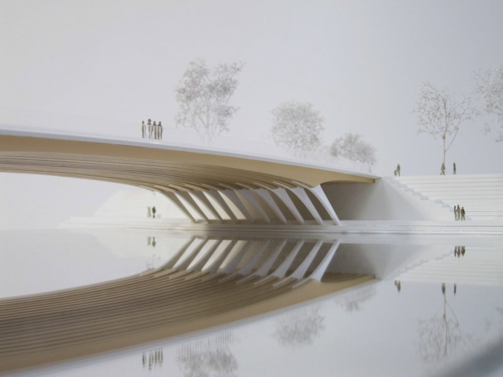 Maquette d'urbanisme du pont de Ulm en Allemagne, Explorations architecture