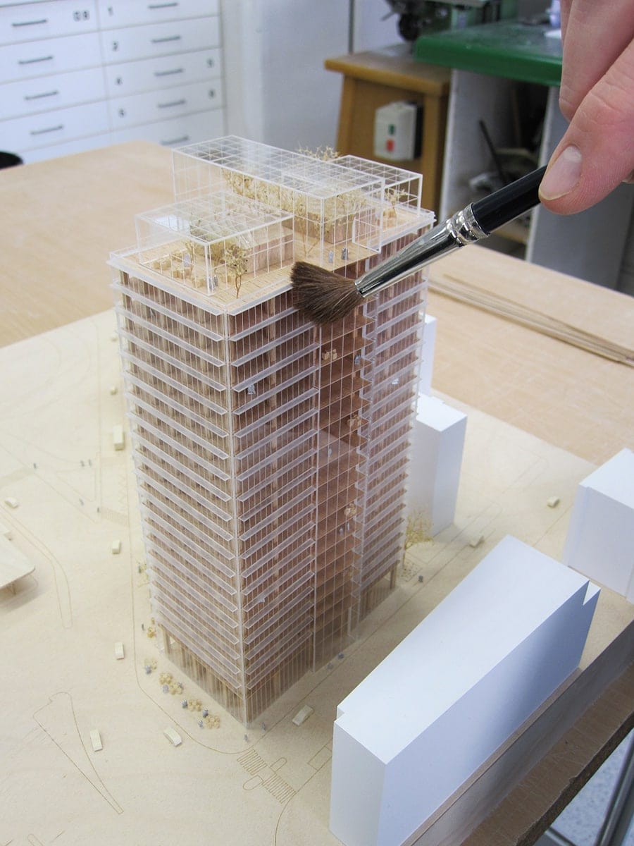 nettoyage et dépoussiérage d'une maquette d'architecture
