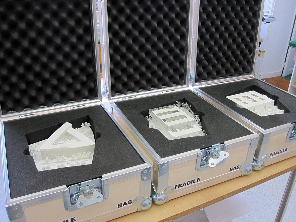 Caisses fly capitonnées pour maquette en empreinte