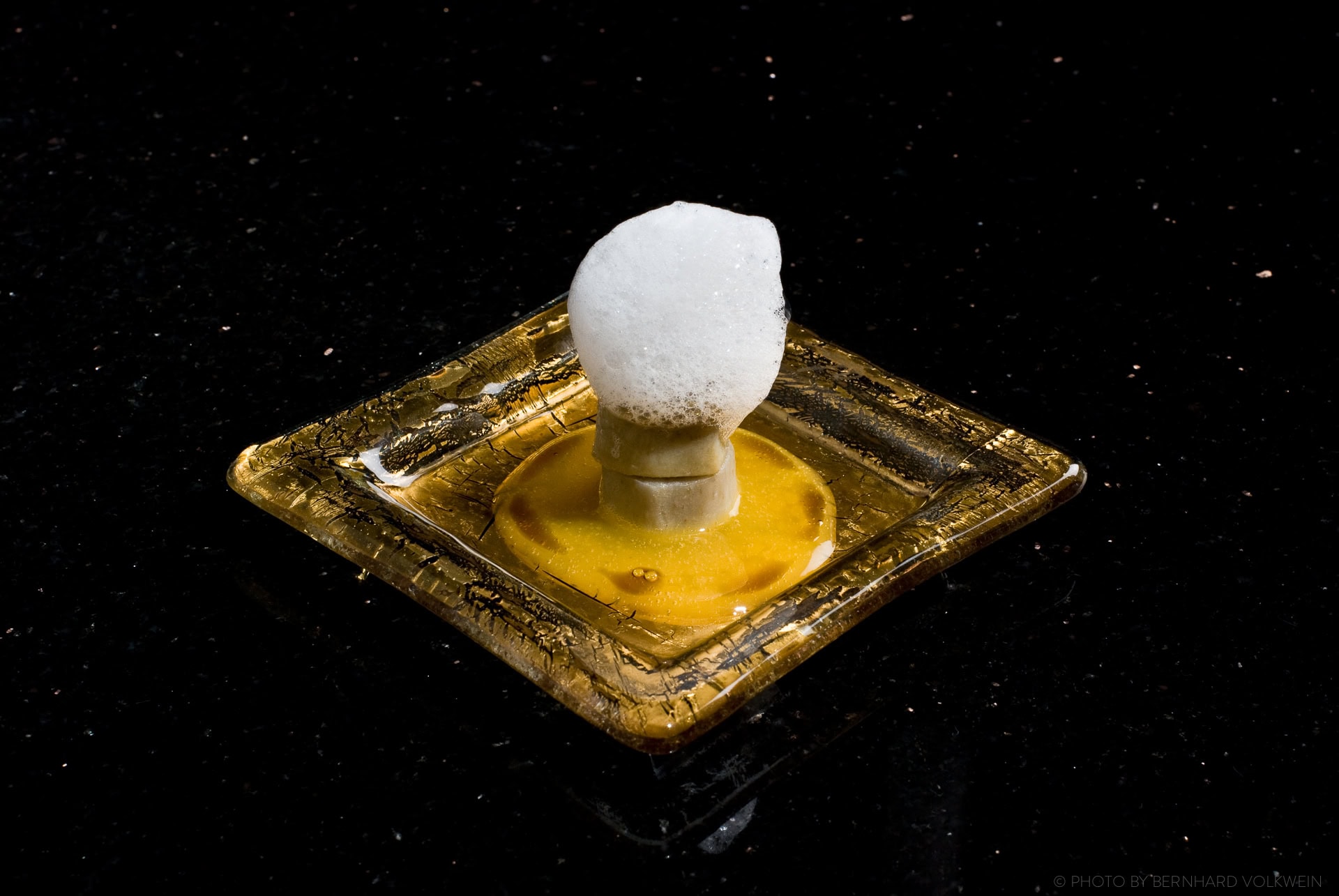 Space Food Oddity, from Maremoto to Pure White Food City by Cristiano Rienzner @purewhitefood @bernhard_volkwein