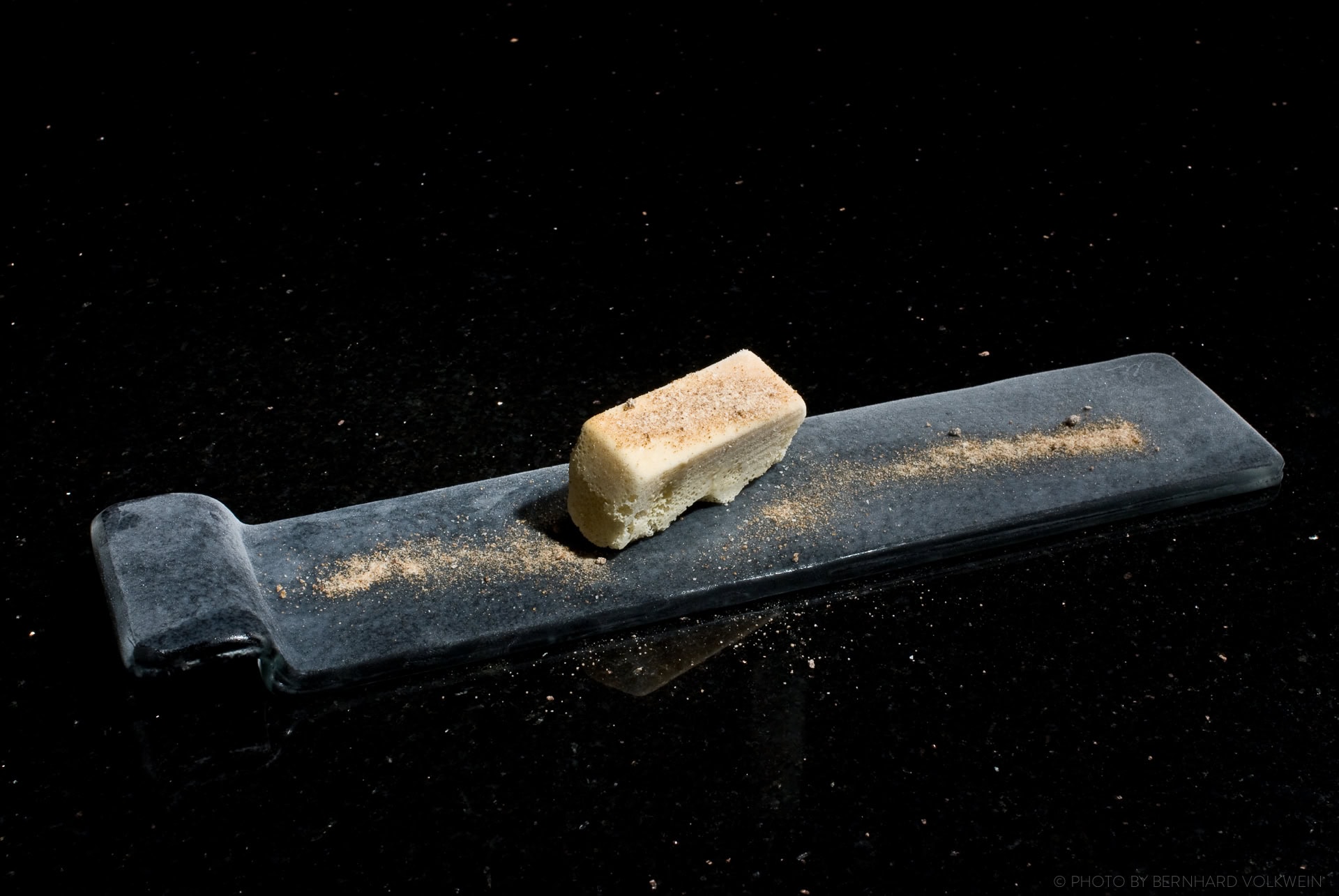 Space Food Oddity, from Maremoto to Pure White Food City by Cristiano Rienzner @purewhitefood @bernhard_volkwein