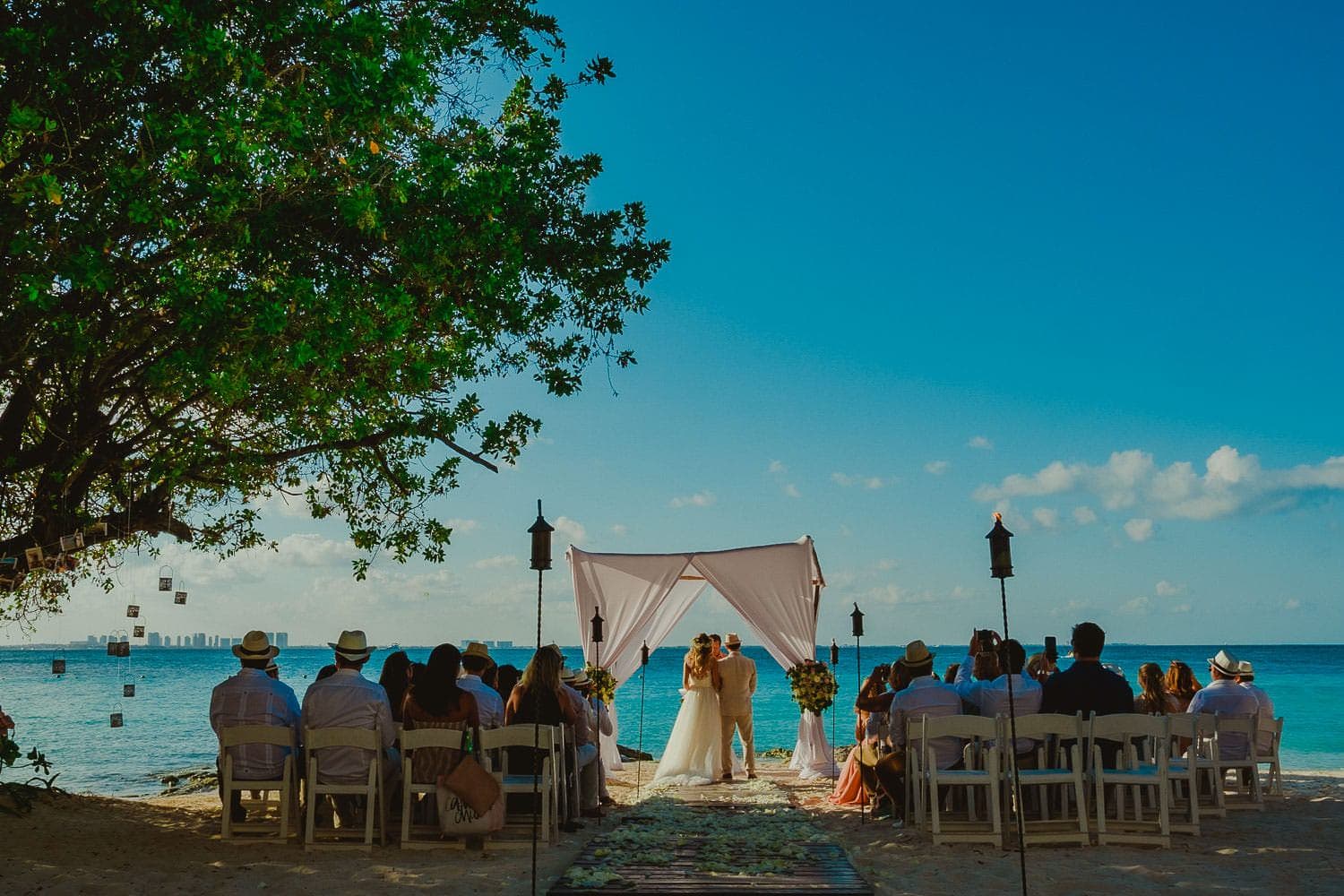 Destination Wedding Cancun - Viviane + Lucas