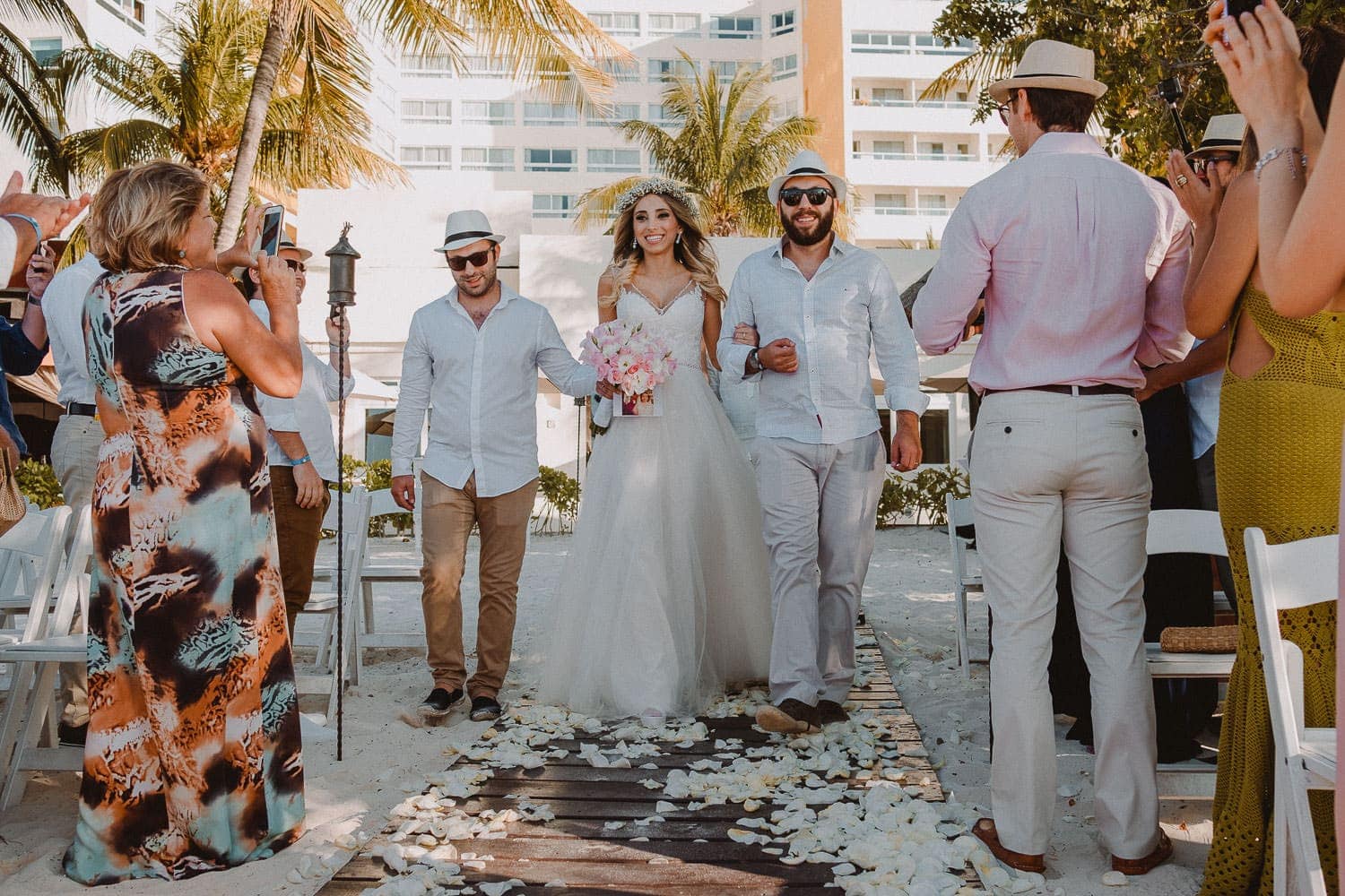 destination-wedding-cancun-21 Destination Wedding Cancun - Viviane + Lucas