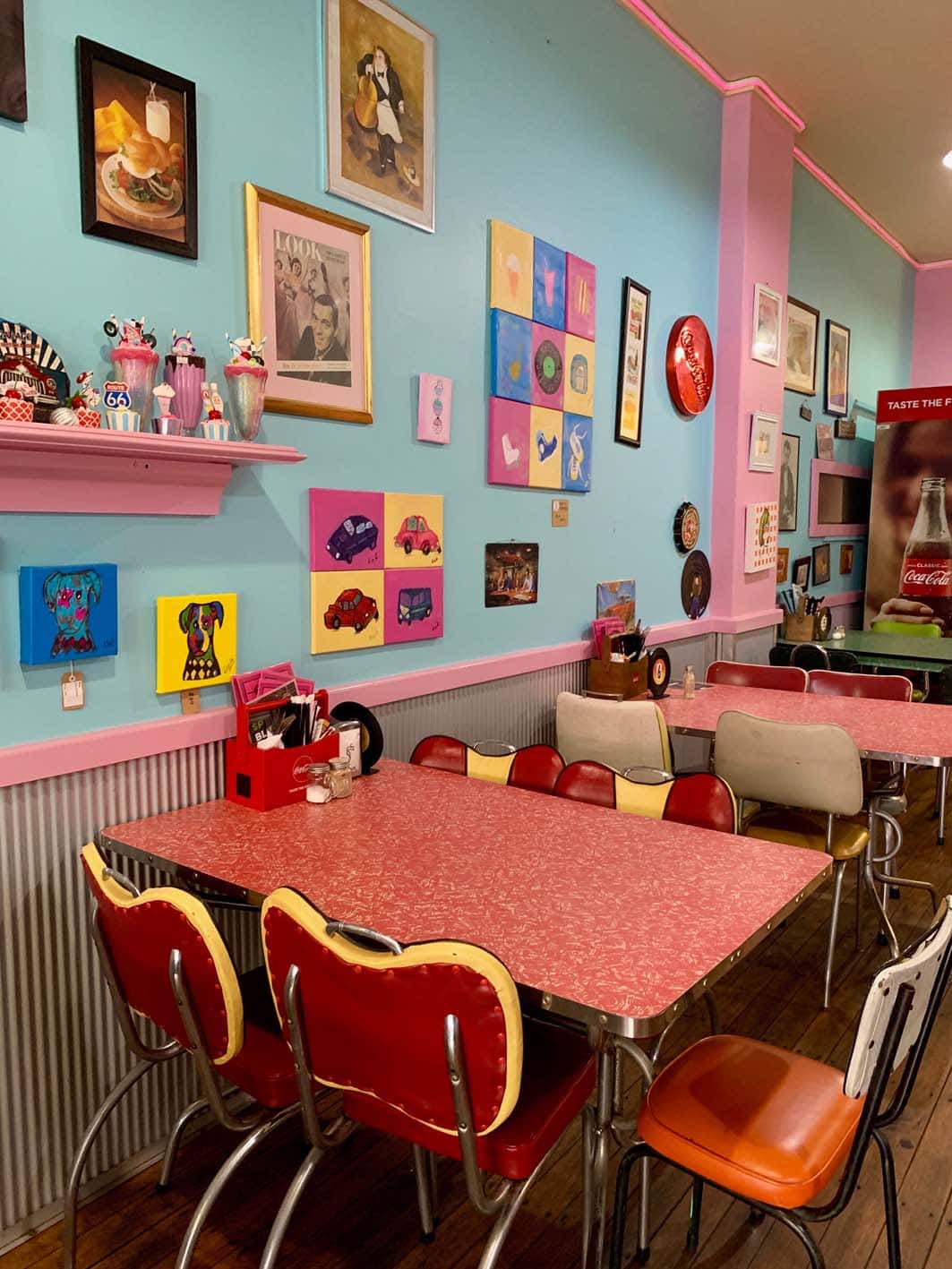 The Retro Diner