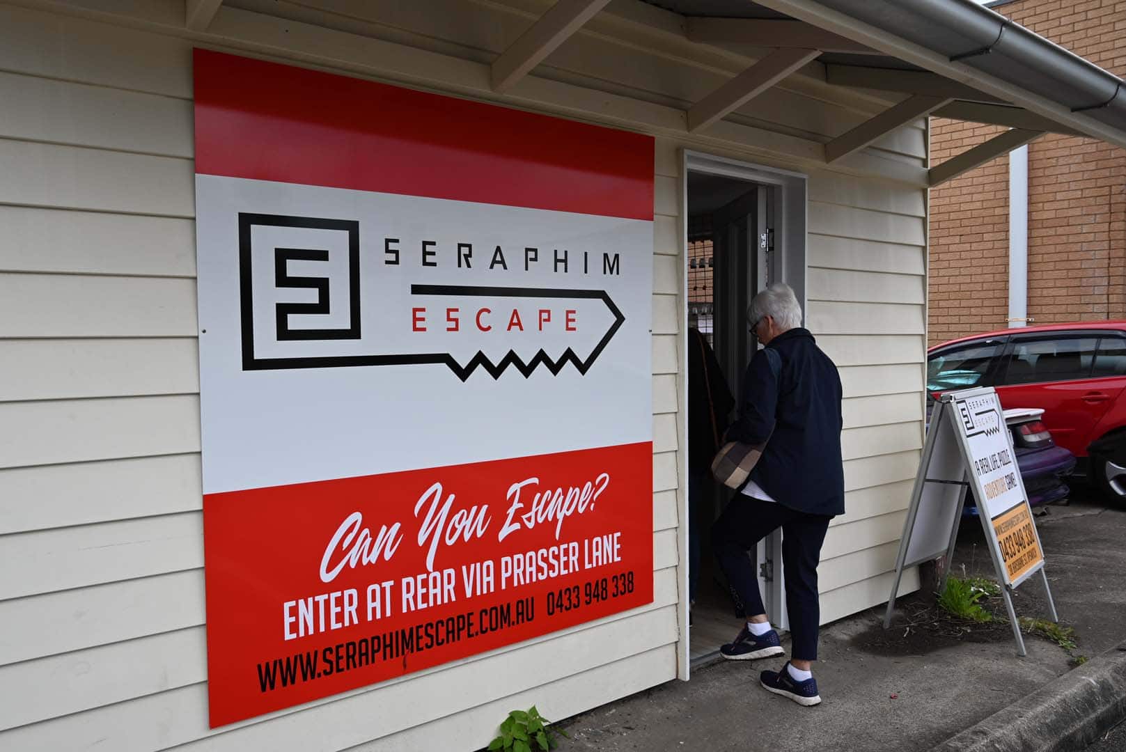 Seraphim Escape sign Seraphim Escape sign