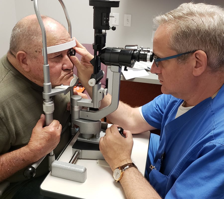 Valencia Chief Eyelid Surgeon Eyesthetica Eye Surgeon Dr Michael Burnstine M.D.