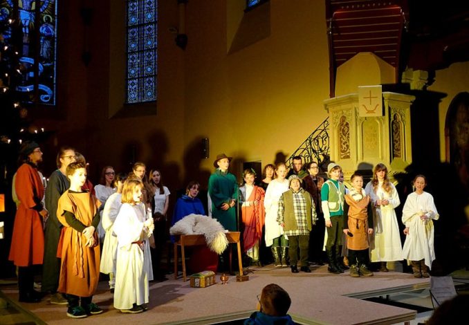 Krippenspiel in der Christuskirche Freital Deuben Krippenspiel in der Christuskirche Freital Deuben
