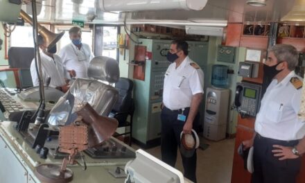 El director del INIDEP recibió por primera vez al nuevo comandante del Área Naval Atlántica