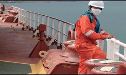 El mundo enfrenta escasez de marineros para tripular barcos comerciales, según un estudio