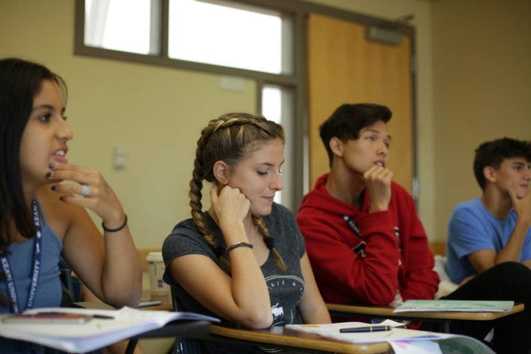 Junior Residential English Summer School New Yersey Kean University USA