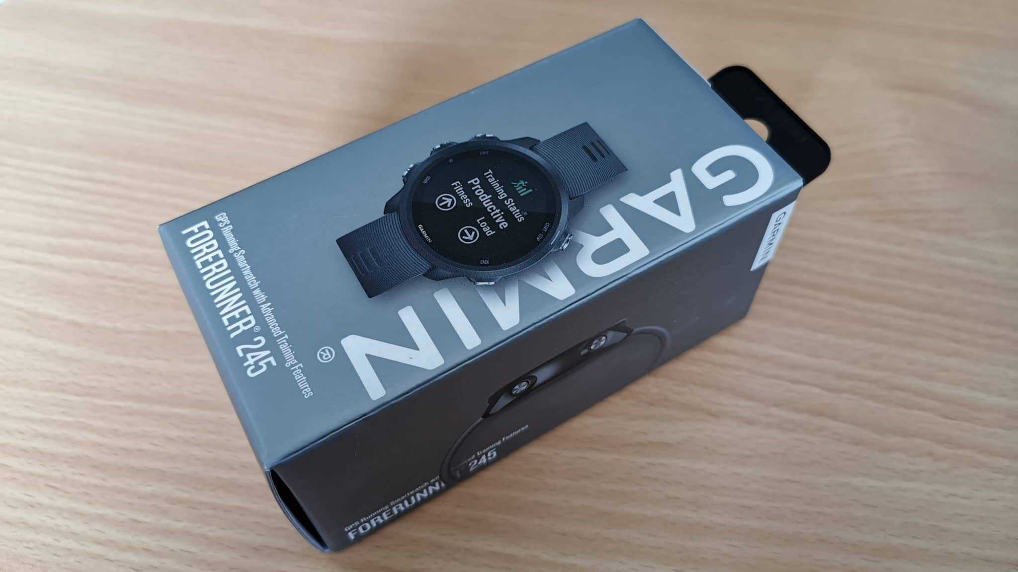 Garmin Forerunner 245 Unboxing