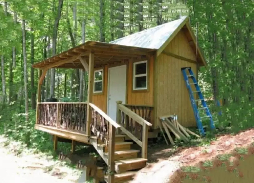 Tom's Cabin