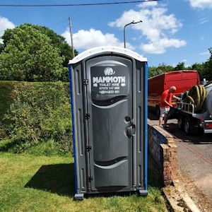 service-construction servicing for porta loos