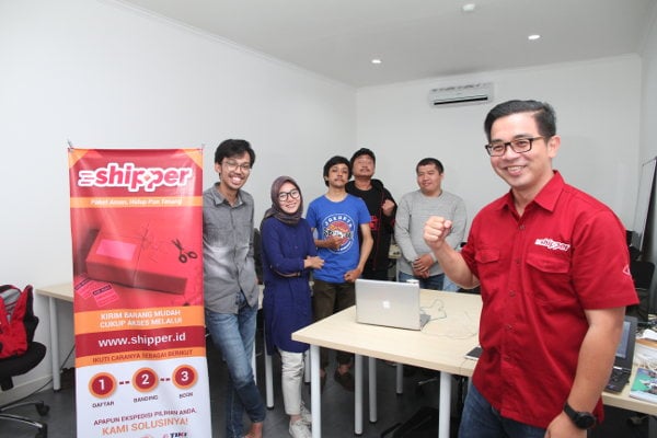 startup logistics Shipper Funding Y Combinator accelerator