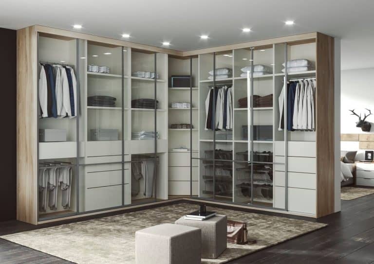 Vestidor a medida en blanco