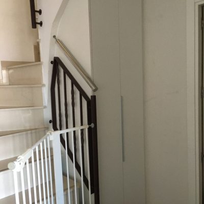 Armario bajo escalera