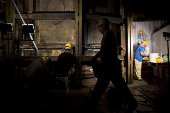 Mideast Israel Holy Land Jesus’ Tomb Photos of the Day: Jesus’ Tomb is Finally Getting Repairs, Delayed for 200 Years Over Inter-Christian Rivalry