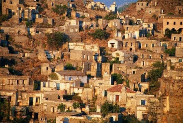 gr-205 20 Amazing Photos of a Greek Village in Turkey Whose Residents Fled Almost a Century Ago