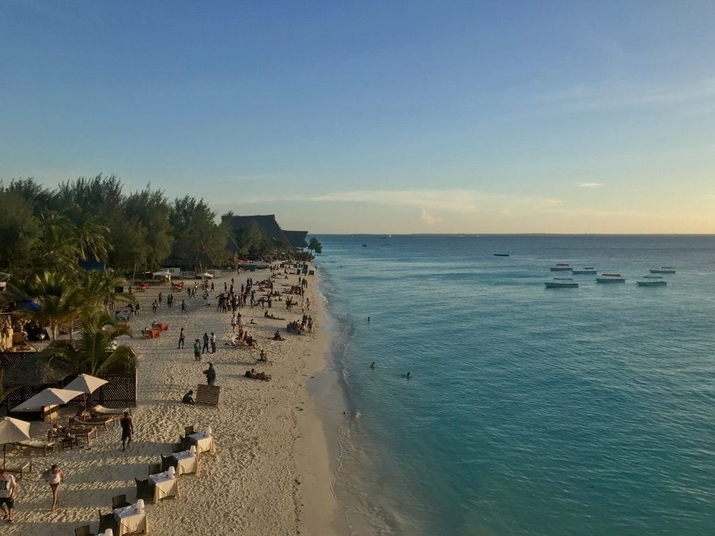 La spiaggia di Nungwi al tramonto