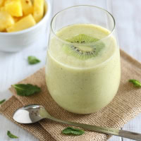 Pineapple Kiwi Mint Smoothie