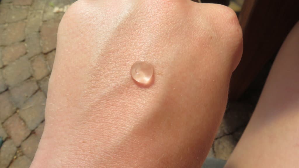 Aloë vera gel is ontzettend goed voor de huid. Het zorgt voor hydratatie, herstel van de huid na zonbeschadiging en andere doeleinden zoals Eczeem.