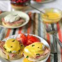 Eggs Benedict