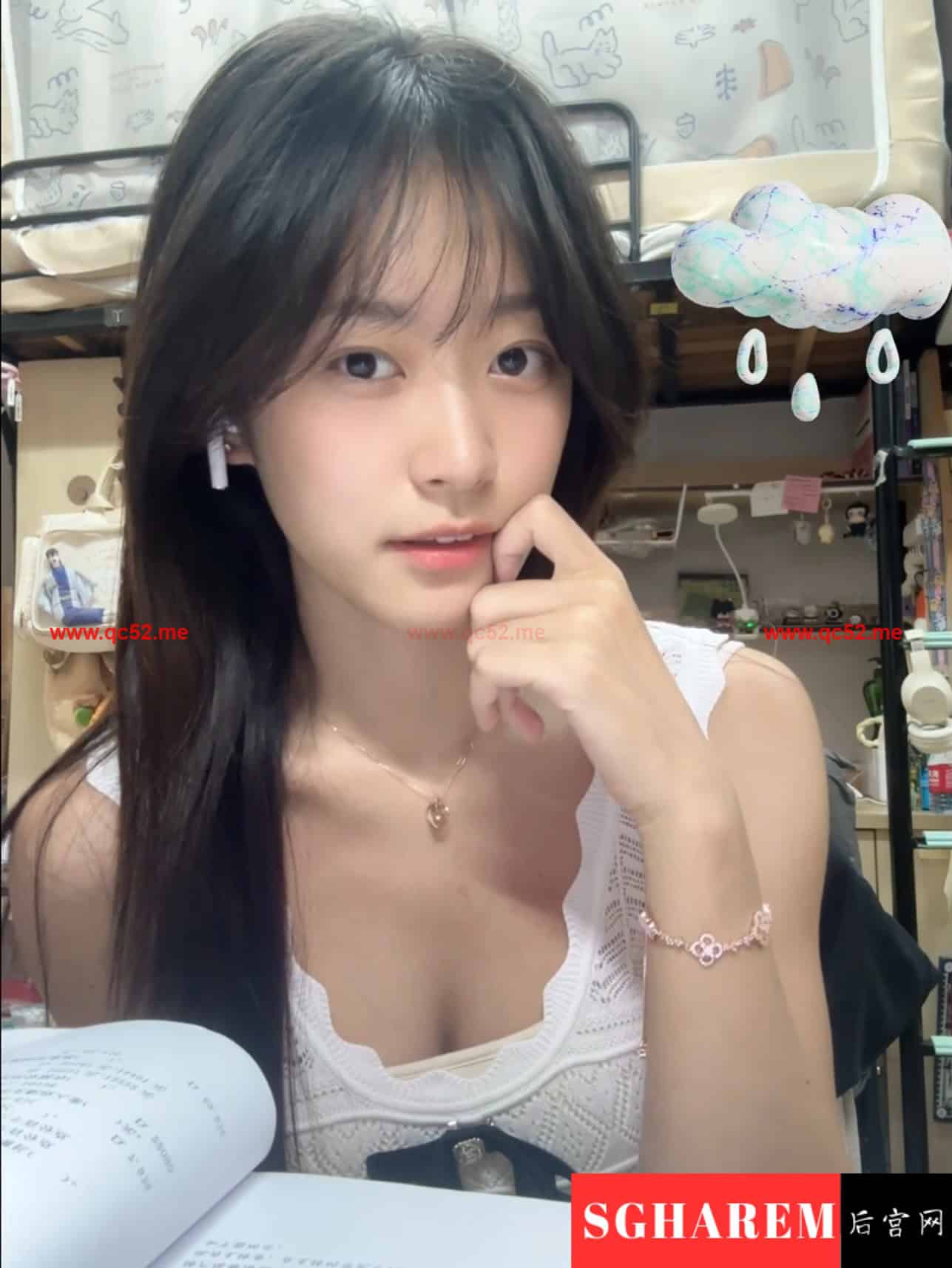 YangYang-洋洋 【3392】 Big Image