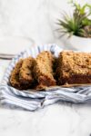 A moist zucchini bread topped with the most addicting cardamom pistachio crumble. I'm officially warning you: if you make this, it will be gone in approx. 1 hour. Enjoy :)