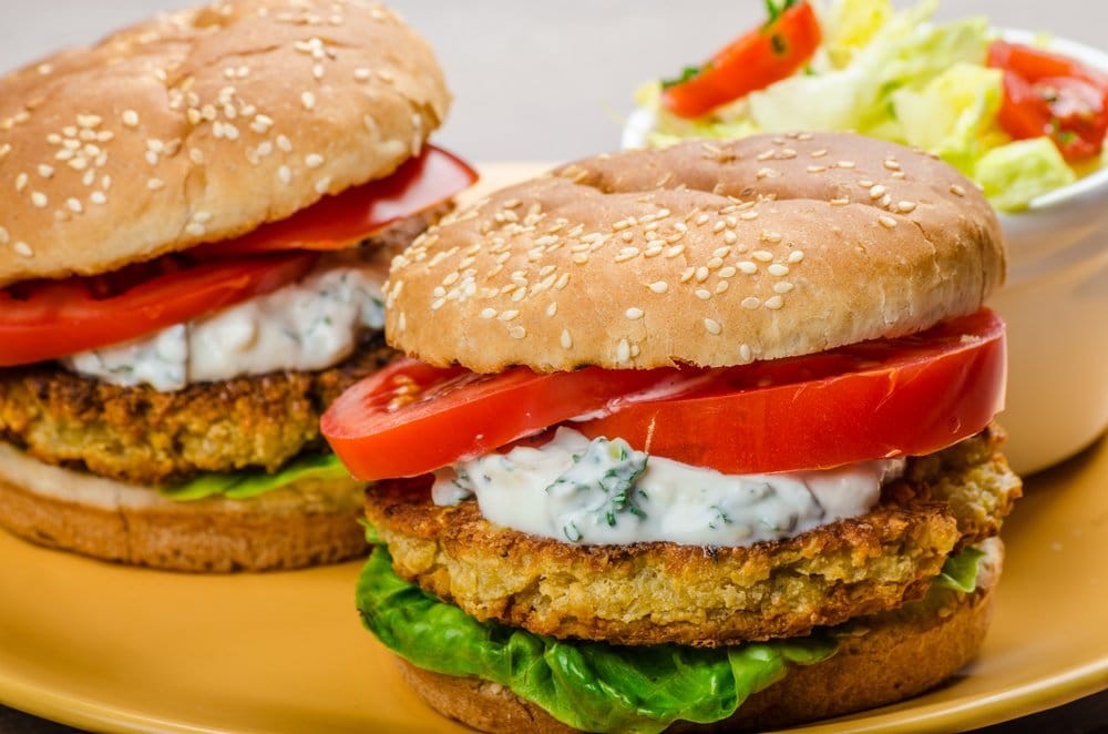 hamburgueres de grao de bico e molho tahini | Dicas de Saúde hamburgueres de grao de bico e molho tahini