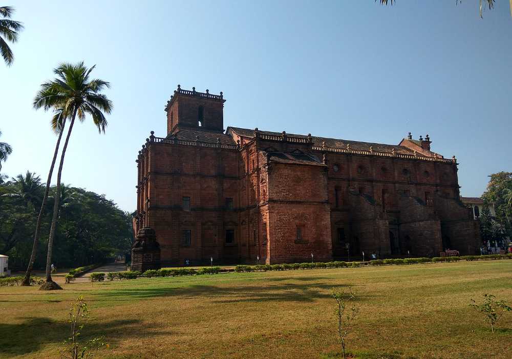 basilica of bom jesus north goa