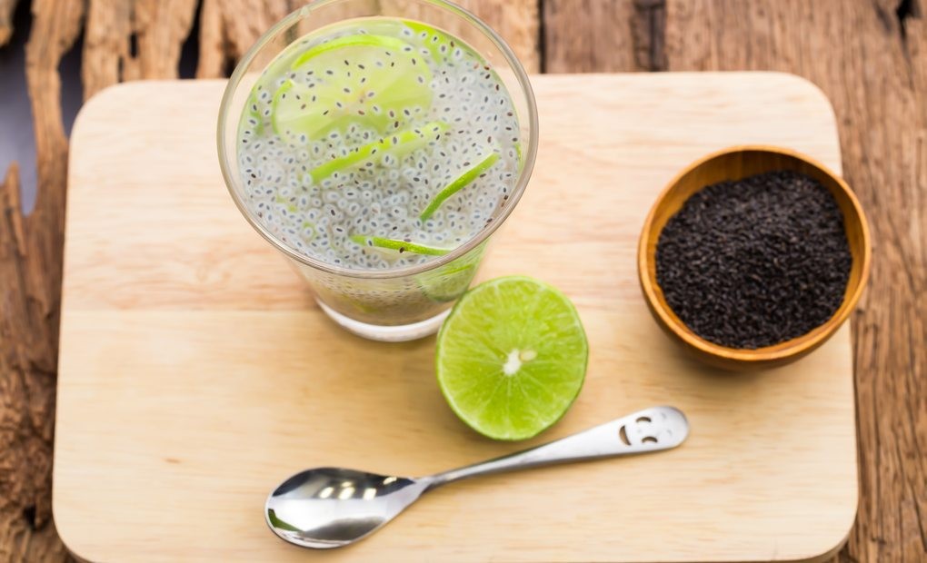 Limão com chia como fazer Limão com chia como fazer
