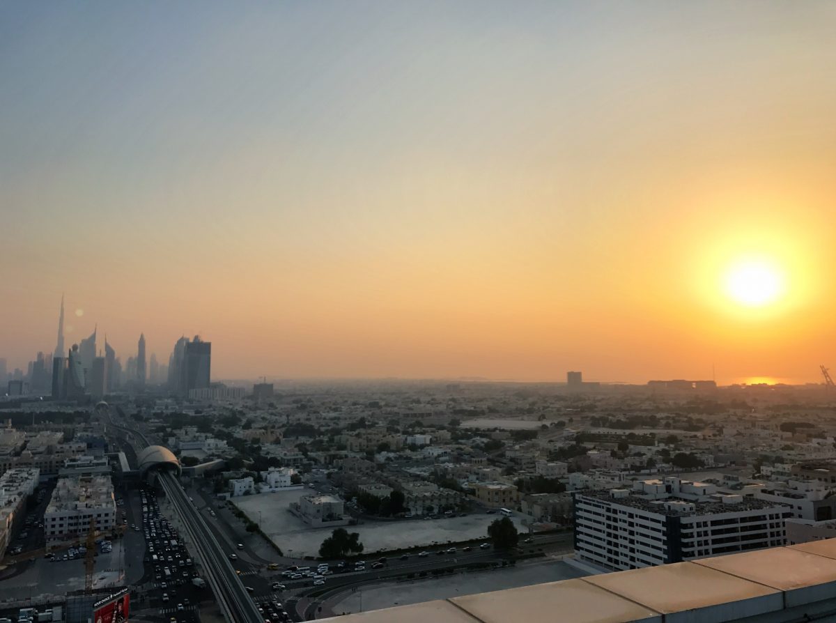 Park Regis Kris Kin 5* - Ein Stadthotel mit Pool in Dubai Park Regis Kris Kin 5* - Ein Stadthotel mit Pool in Dubai