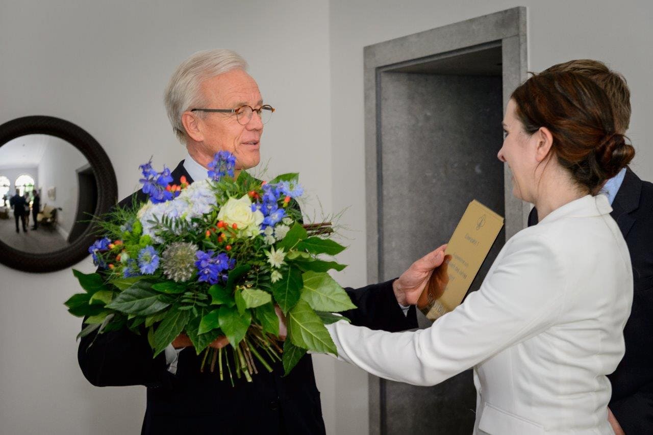 Ralf Schmitz receives award