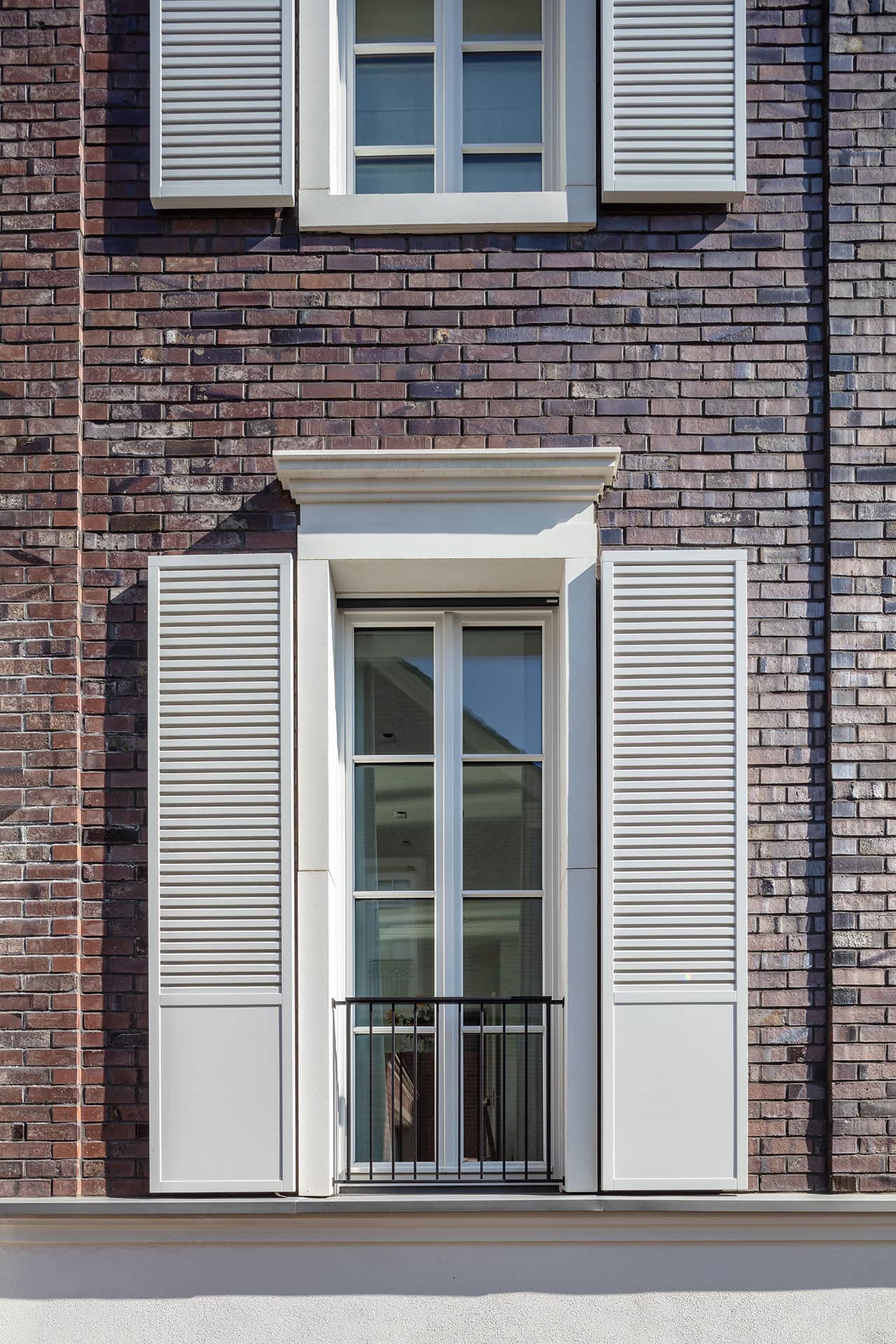 Duesseldorf-Oberkassel-Rheinallee-Fenster Duesseldorf-Oberkassel-Rheinallee-Fenster