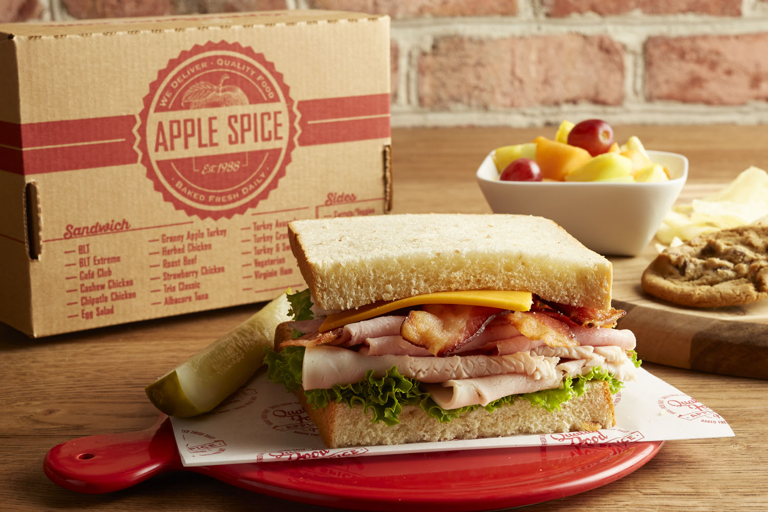 Lunch Catering Box Lunches Minneapolis MN Apple Spice paper-lunch-box-m-bistrobox-virtus-pack