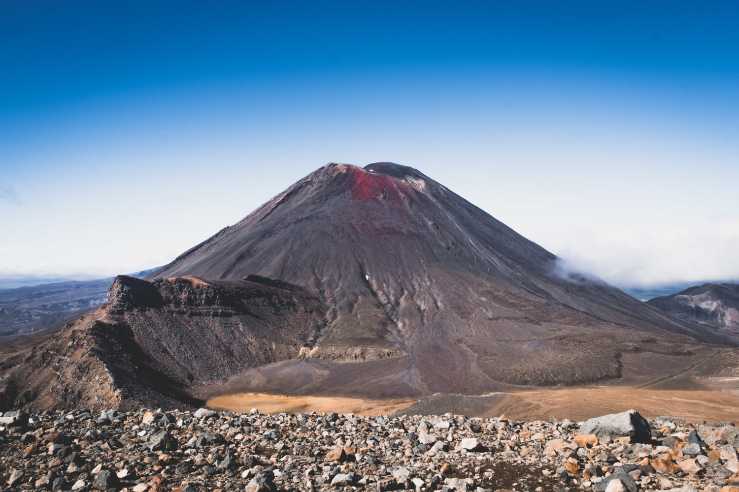 Mt. Ngauruhoe vom Red Crater aus gesehen