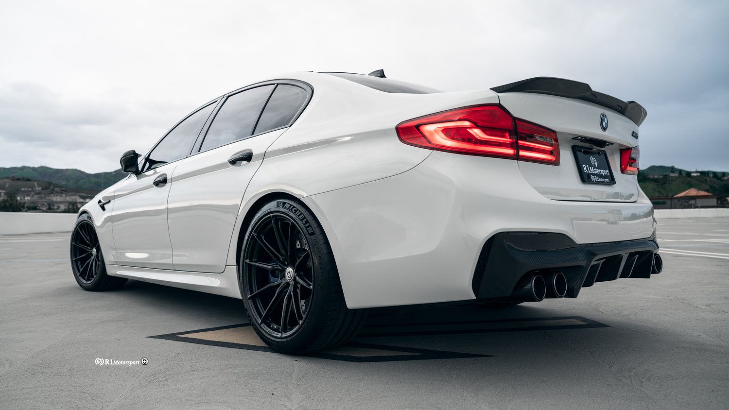 Bmw m5 f90 белая