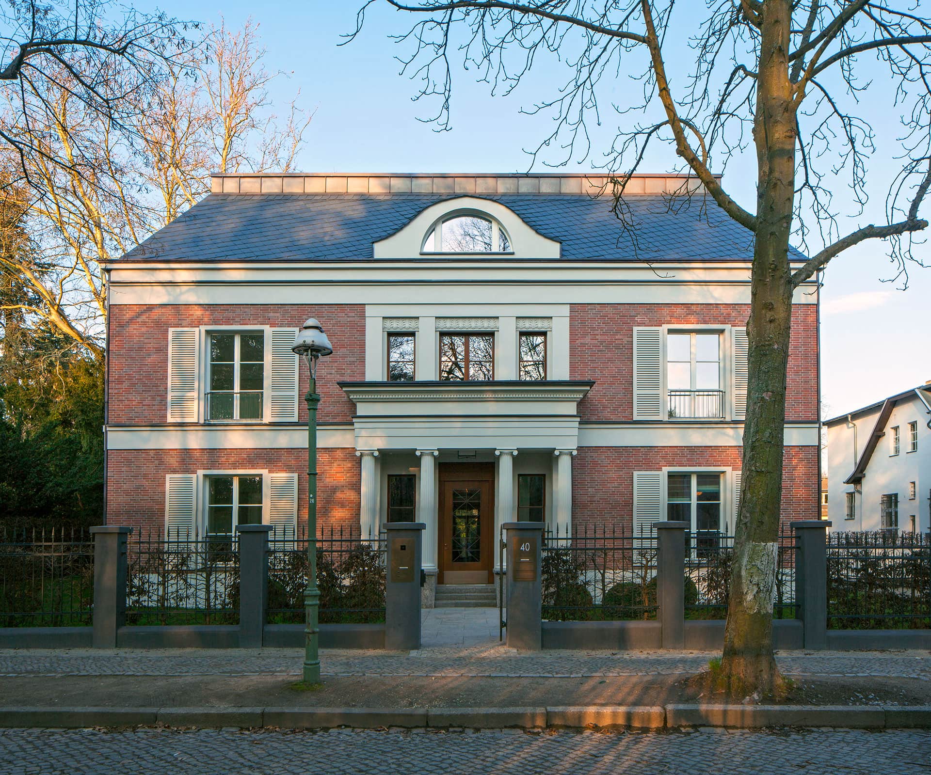 Freistehende Villa in Berlin Dahlem "Haus Weyhe" Ralf Schmitz Immobilien