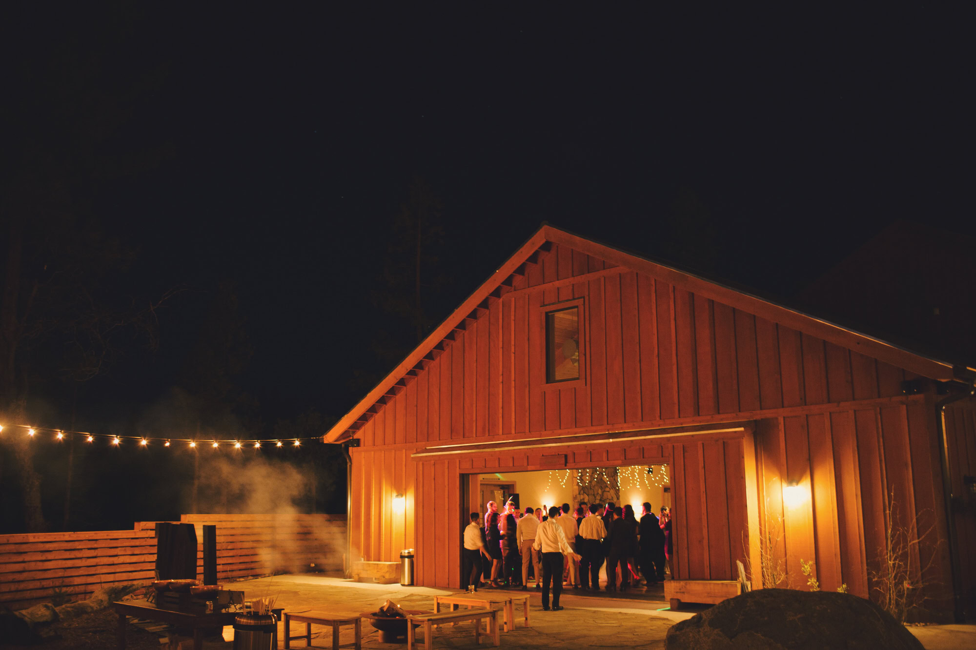 Rush Creek Lodge Yosemite Wedding Photographer AnneClaire Brun