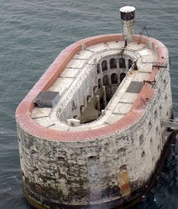 Fort Boyard vor der französischen Atlantikküste / Fort Boyard vor der französischen Atlantikküste / Foto: Bluefish.as href=