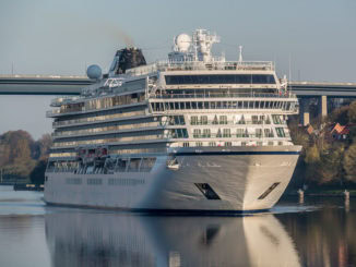 Viking Sky im Nord-Ostsee-Kanal