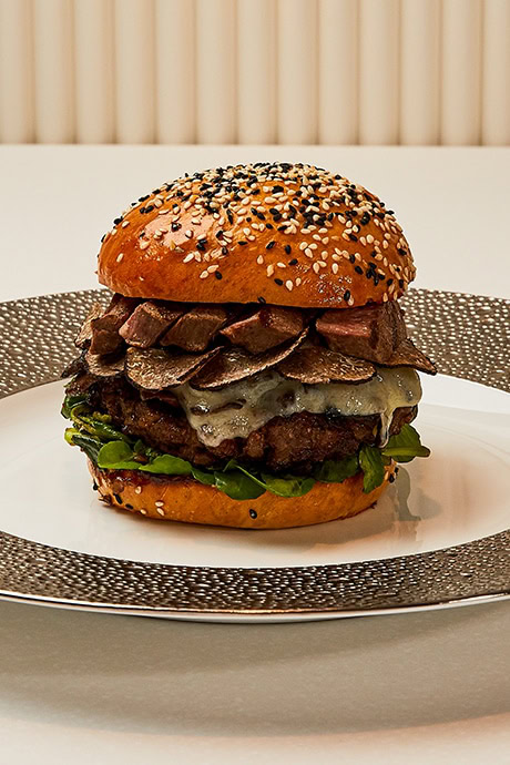 O hambúrguer de carne perfeito por Gordon Ramsay O hambúrguer de carne perfeito por Gordon Ramsay