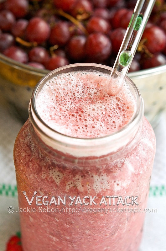 A simple, Sweet Vanilla Fruit Smoothie filled with fresh summer fruits and the aroma of vanilla to start off your day with quite the treat!