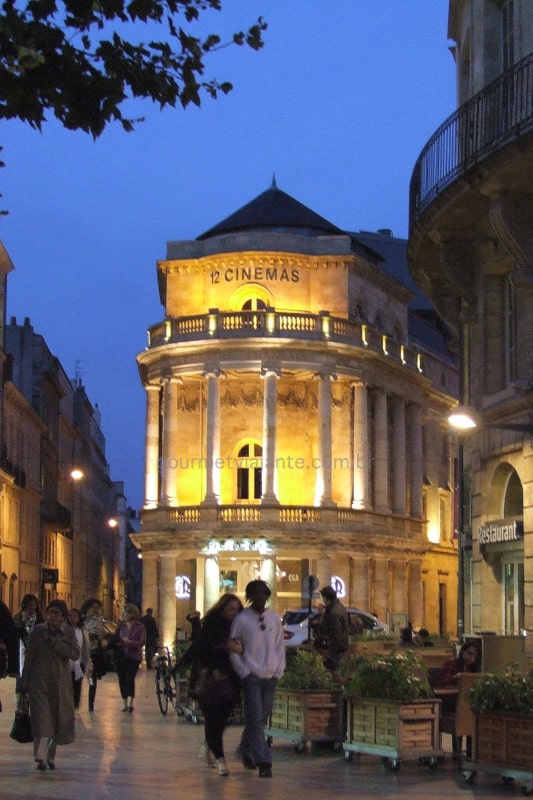 Cidade de Bordeaux: guia de viagem Cidade de Bordeaux: guia de viagem