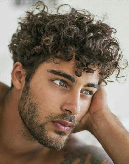 beautiful men curly hair style for 2020