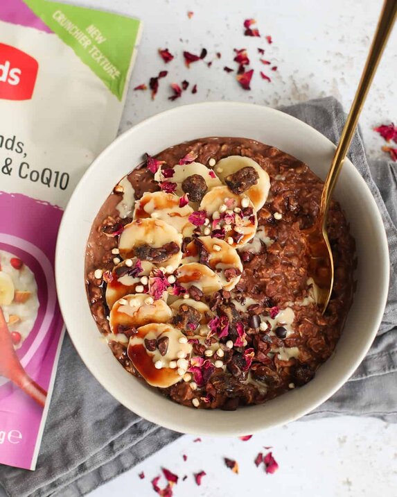 Chocolate Date Tahini Oats Recipe by @dumbbellsandoats